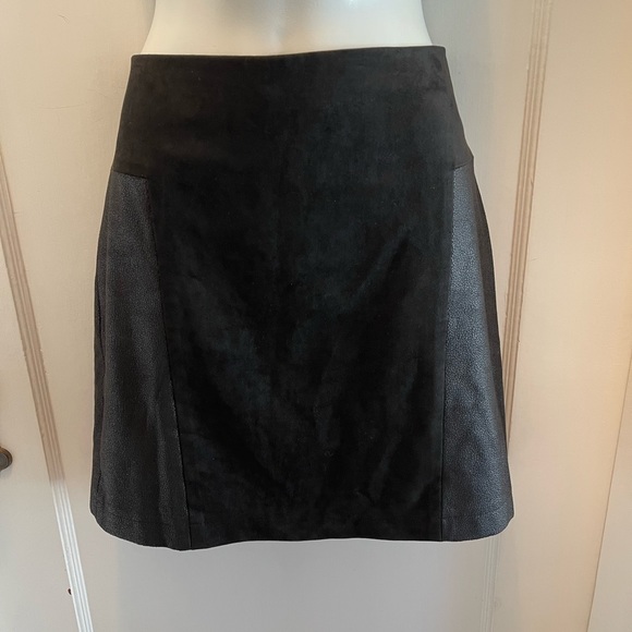 Esprit ultra Suède and pleather skirt - Picture 1 of 4